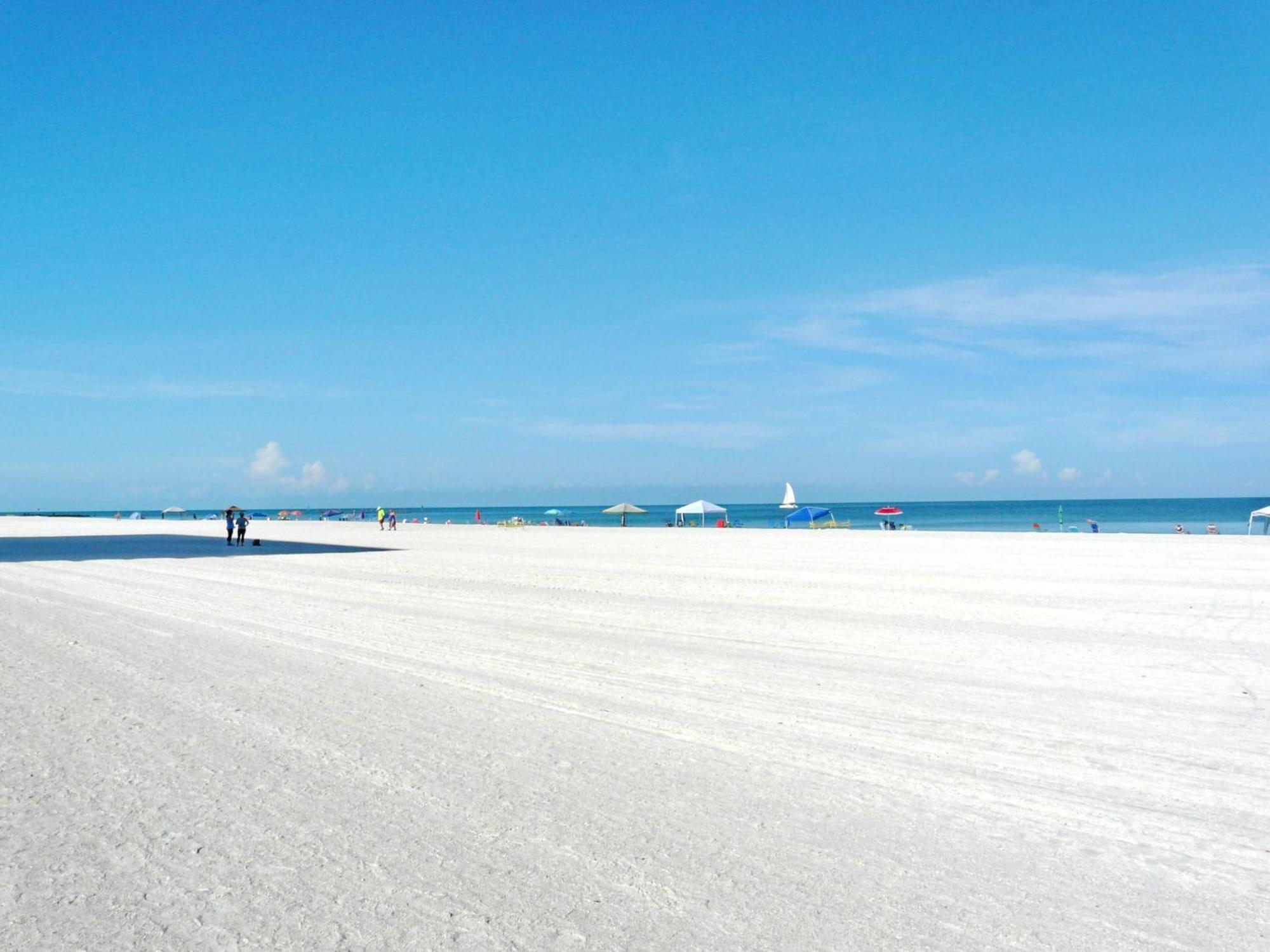 Beach Club 216 Marco Island Eksteriør billede